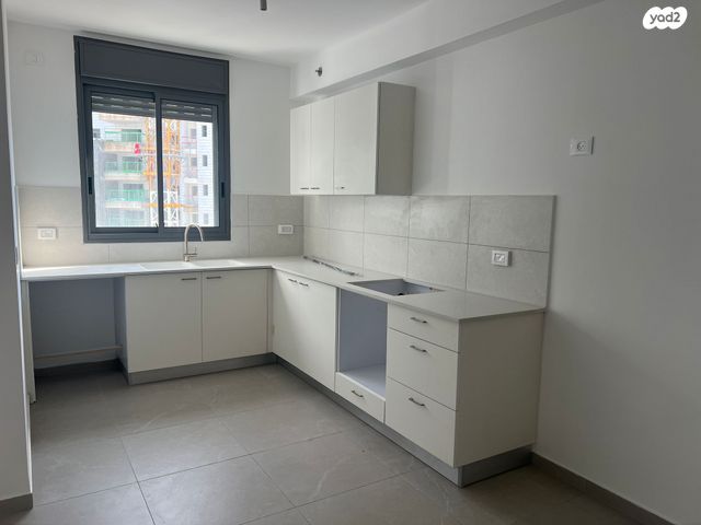 דירה, דרך ארץ 11, עיר היין, אשקלון