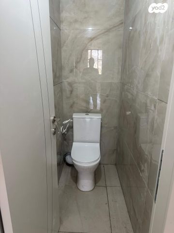 דירה, זאב ברנדה 11, המרכז השקט / מרכז העיר, פתח תקווה