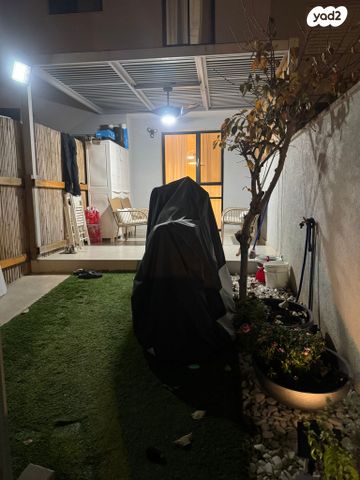 יחידת דיור, החרצית 12, צורן, קדימה צורן