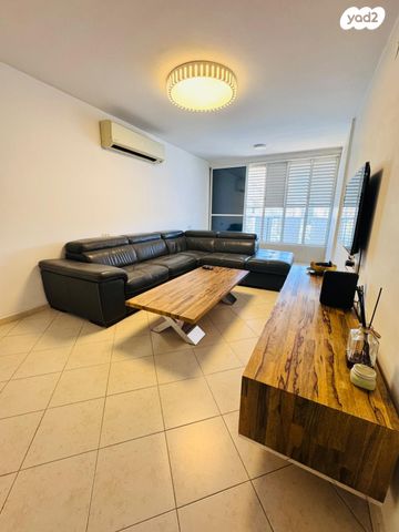 דירה, שלם 12, רמת השקמה, רמת גן