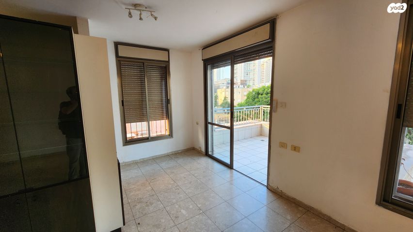 אריה בן אליעזר 8