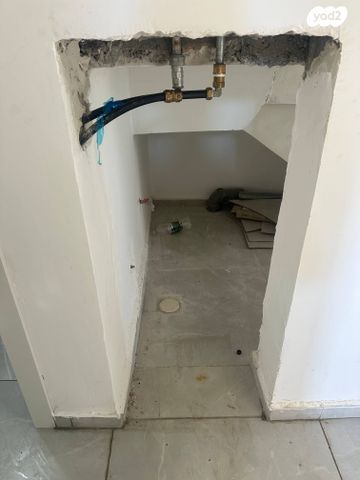 דירה, זאב ברנדה 11, המרכז השקט / מרכז העיר, פתח תקווה