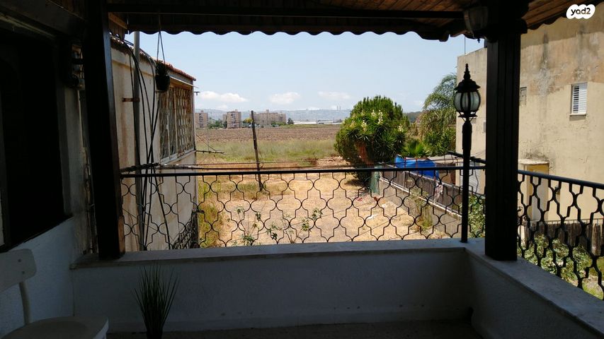 דירה, שיבת ציון 15, פרוסטיג, קרית אתא