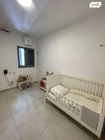 דירה, דודו דותן 3, הרקפות, ראשון לציון