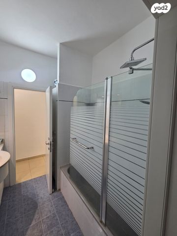 דירה, רבקה גובר 3, ראשונים, כפר סבא