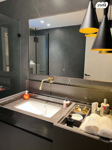 יחידת דיור, שחף 17, סביון, סביון