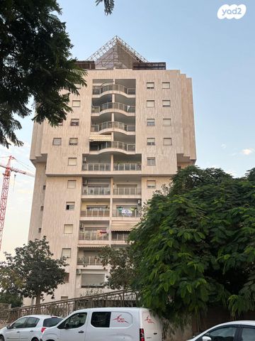 דירה, משה פורר 12, היובל, שרונה, רחובות