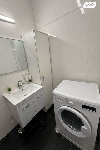 יחידת דיור, הרצל 48, נאות הפרחים, גן יבנה