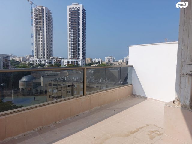 דופלקס, יהודה הלוי 10, רובע ה', אשדוד