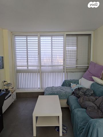 דירה, דרך ההגנה 126, נווה ברבור, כפר שלם מערב, תל אביב יפו