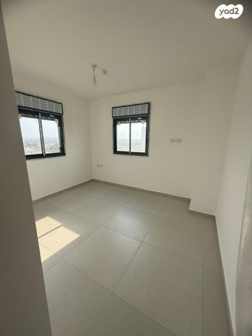 גג/ פנטהאוז, הגפן 1, כרמי הנדיב, אחוזת רוטנר, קרית מלאכי