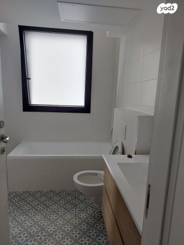 דירה, החקלאי 3, מגדיאל, הוד השרון