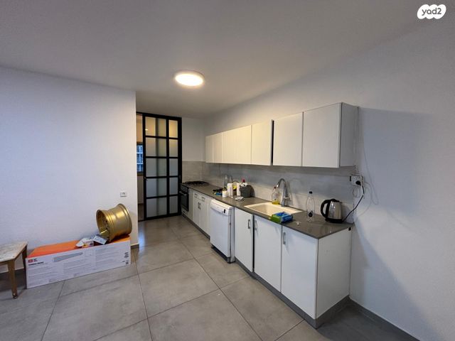 דירה, משה פורר 12, היובל, שרונה, רחובות