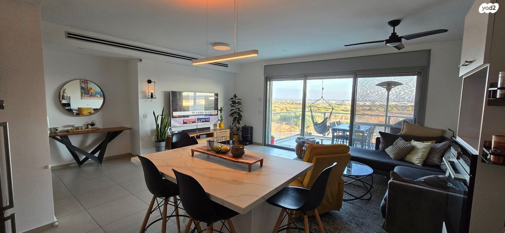 דירה, נחשול 6, נופרים, ראש העין