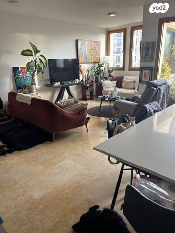 דירה, לואי פסטר 1, יפו העתיקה, תל אביב יפו