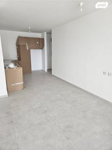 דירה, אשכולות 3, עמק הכרמל, נשר