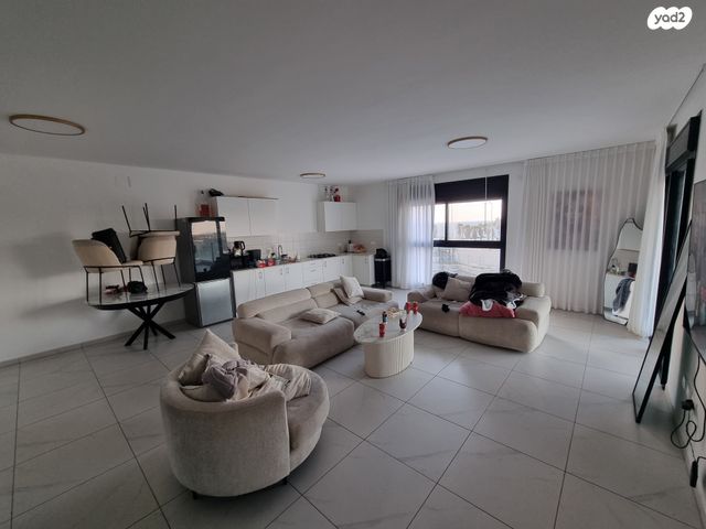 דירה, לויתן 1, חוף הזהב, נתניה