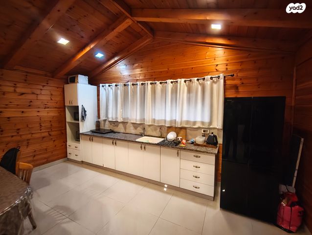 יחידת דיור, הרימון 1, בית עזרא, בית עזרא