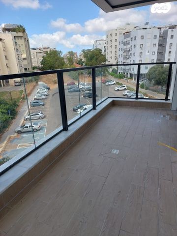 דירה, החקלאי 3, מגדיאל, הוד השרון