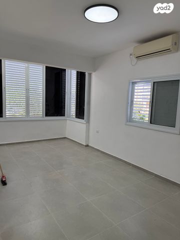 דירה, יהושע חנקין 99, נאות שושנים, חולון