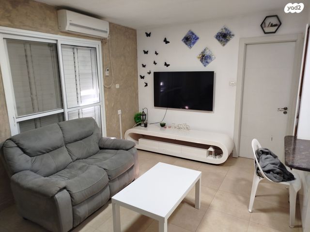 דירה, שמעון 27, לבאות, ערד