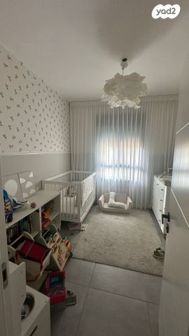 דירת גן, חצור 18, יד לבנים, רמת גן