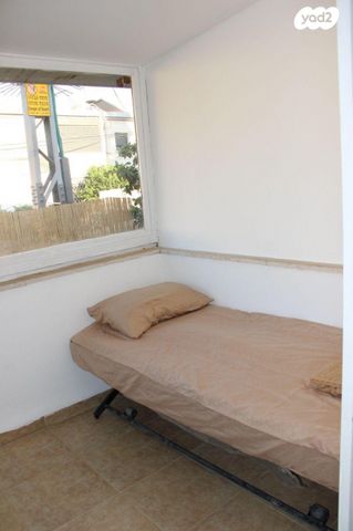 דירת גן, הצנחנים 9, קרית שמואל, טבריה