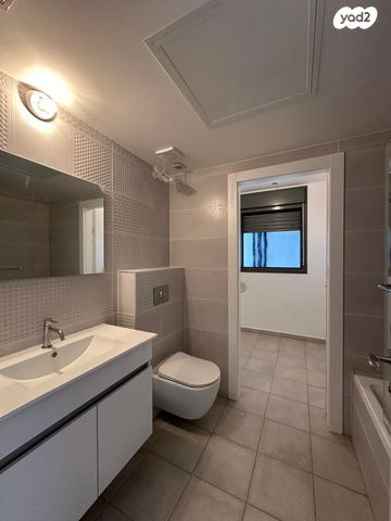 דירה, דרך ארץ 6, עיר היין, אשקלון