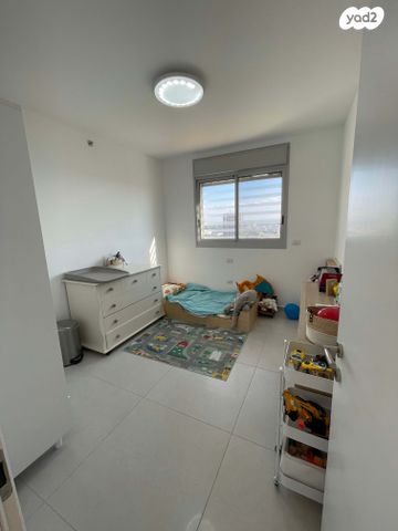 דירה, גאולה כהן 3, נוף השרון, נתניה