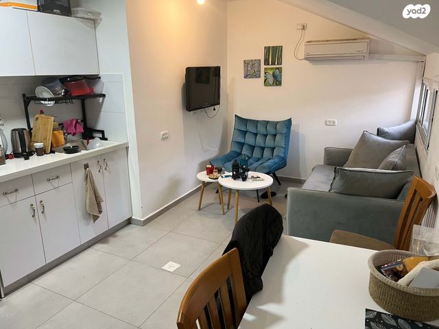 יחידת דיור, חוגלה 3, נווה רותם, פרדס חנה כרכור