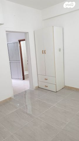 בנימין מינץ 44