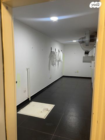 דירה, הרב יצחק ידידיה פרנקל 7, פלורנטין, תל אביב יפו