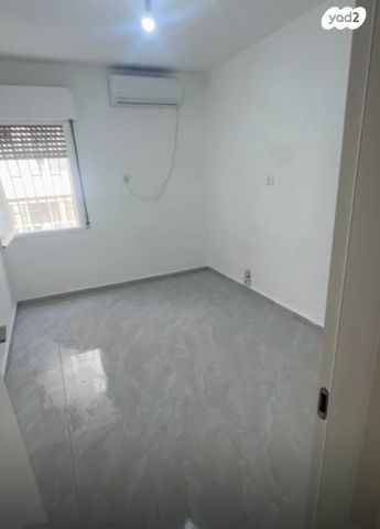 דירה, יעקב פיכמן 4, מרכז, קרית עבודה, חולון