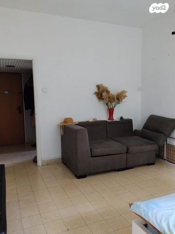 דירה, דרך אלנבי 132, קרית אליעזר, חיפה