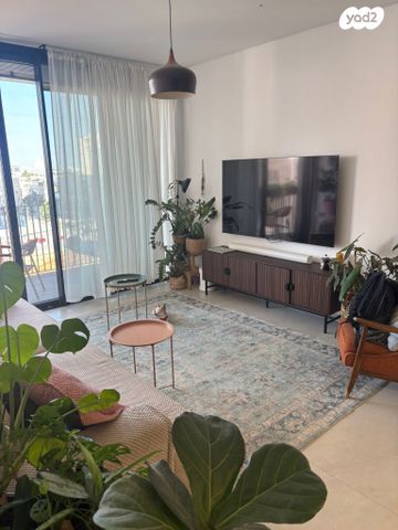 דירה, בן סרוק 22, הצפון החדש - כיכר המדינה, תל אביב יפו