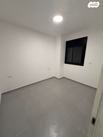 דירת גן, הפרח 80, שיכוני המזרח, ראשון לציון