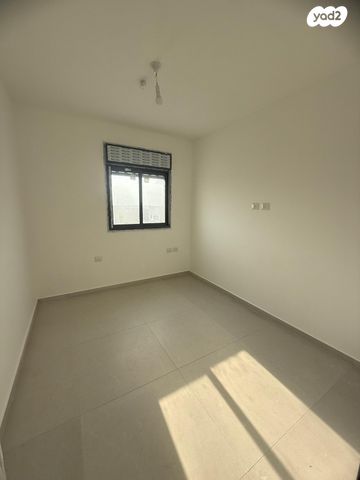 גג/ פנטהאוז, הגפן 1, כרמי הנדיב, אחוזת רוטנר, קרית מלאכי