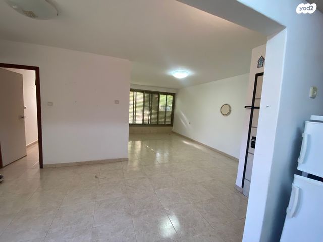 דירה, בן יהודה 98, הרצליה הצעירה, הרצליה