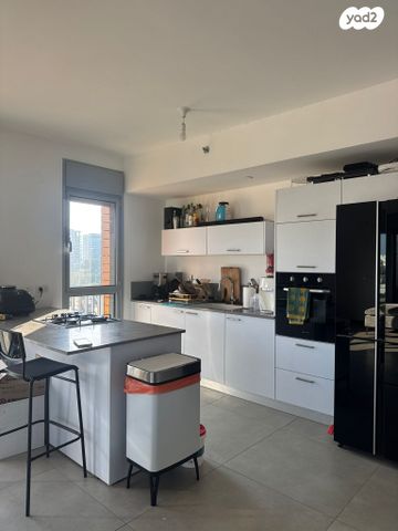 דירה, רוזה גינוסר 2, גליל ים (מתחם הכוכבים), הרצליה