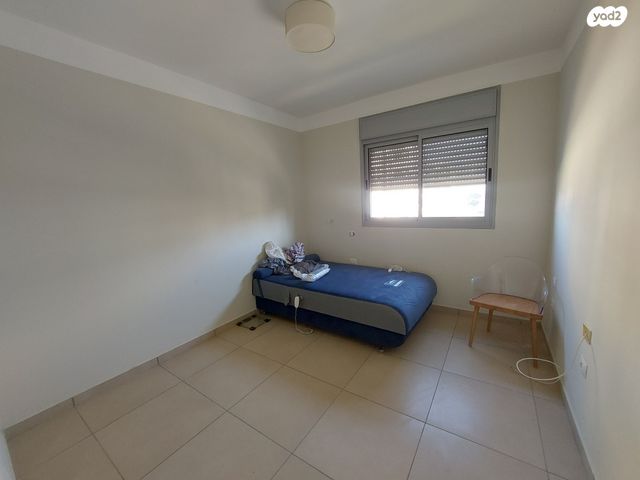 דירה, הגנים 3, נווה גן, רמת השרון