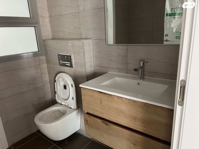 דירה, יצחק שמיר 8, נווה שרון / שער העיר, נתיבות