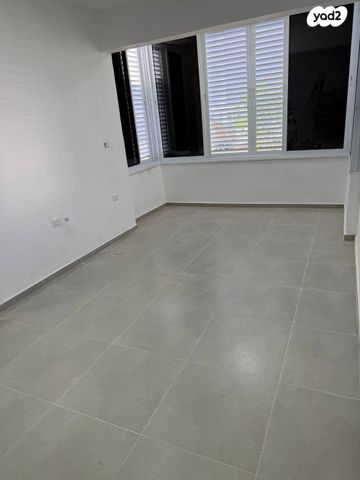 דירה, יהושע חנקין 99, נאות שושנים, חולון