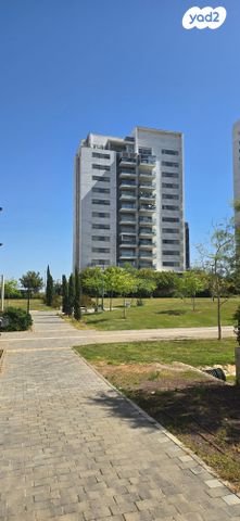 דירה, נחשול 6, נופרים, ראש העין