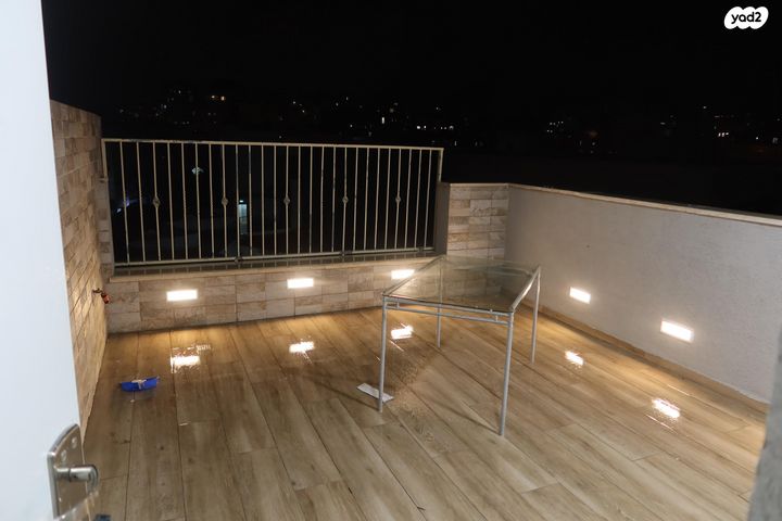 דופלקס, הרב שפירא 8, הפועל המזרחי ה', שיכון ה', בני ברק