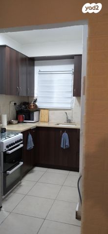 דירה, הוגו מולר 60, בן גוריון, קרית אתא