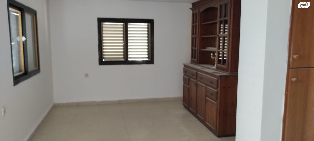 דירה, דוד המלך 23, האצטדיון, טבריה