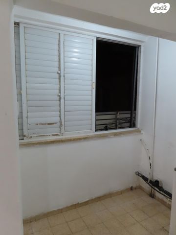 דירה, הרצל 21, מרכז עפולה עלית, עפולה