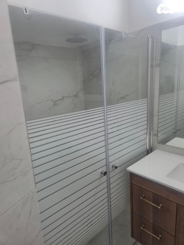 דירה, ההגנה 7, לב העיר, בת ים