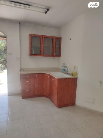 דירה, פלמ"ח 182, מעוז ציון ב', מבשרת ציון