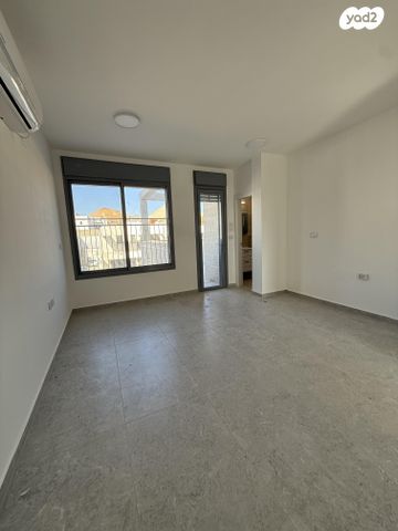 בית פרטי/ קוטג', שוהם 4, שאר העיר, אריאל